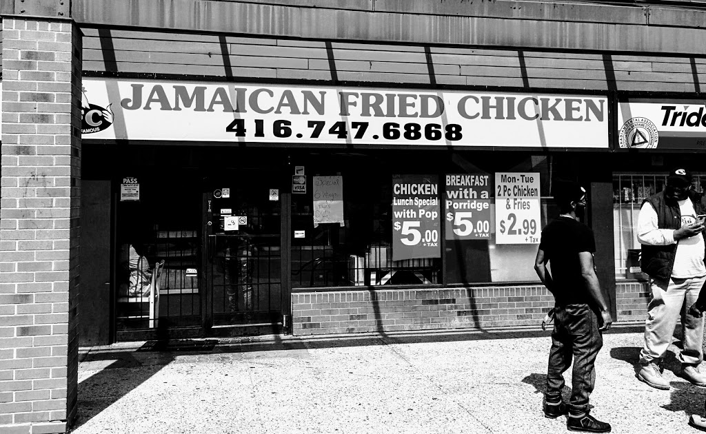 Jamaican Fried Chicken | 2700 Kipling Ave, Etobicoke, ON M9V 4V7, Canada | Phone: (416) 747-6868