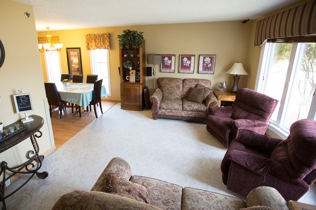 Helping Hands | 226 Hansen Dr, Regina, SK S4X 2Y6, Canada | Phone: (306) 545-7733