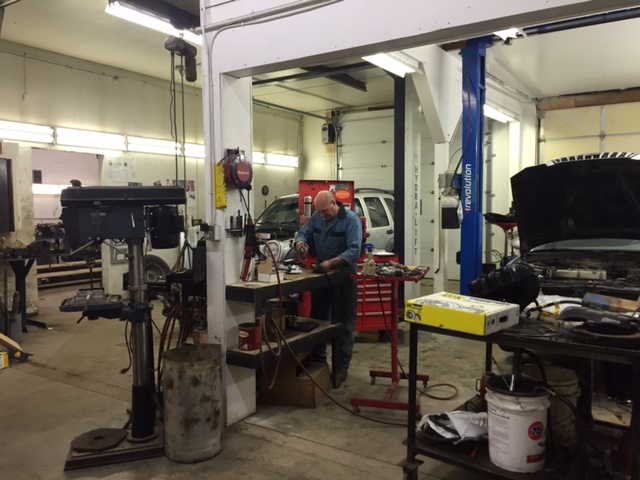 Canadian 4X4 Auto Repair | Treadpro Tire | 2050 George St #2, Enderby, BC V0E 1V0, Canada | Phone: (250) 838-6949
