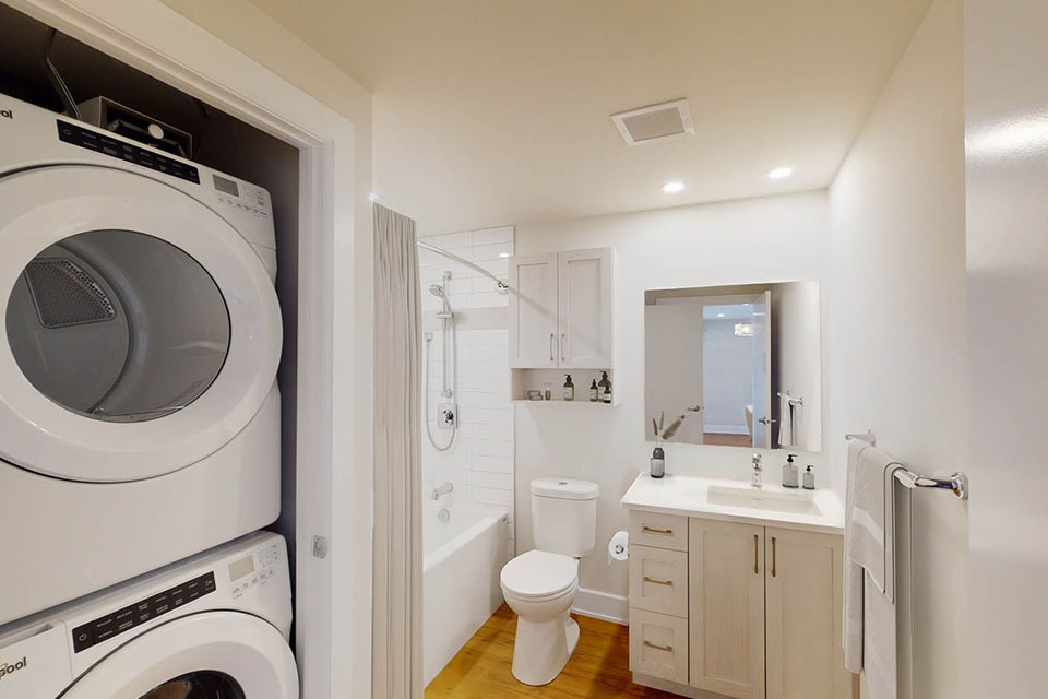 Nuovo | 518 Rochester St, Ottawa, ON K1S 4L9, Canada | Phone: (613) 209-8681
