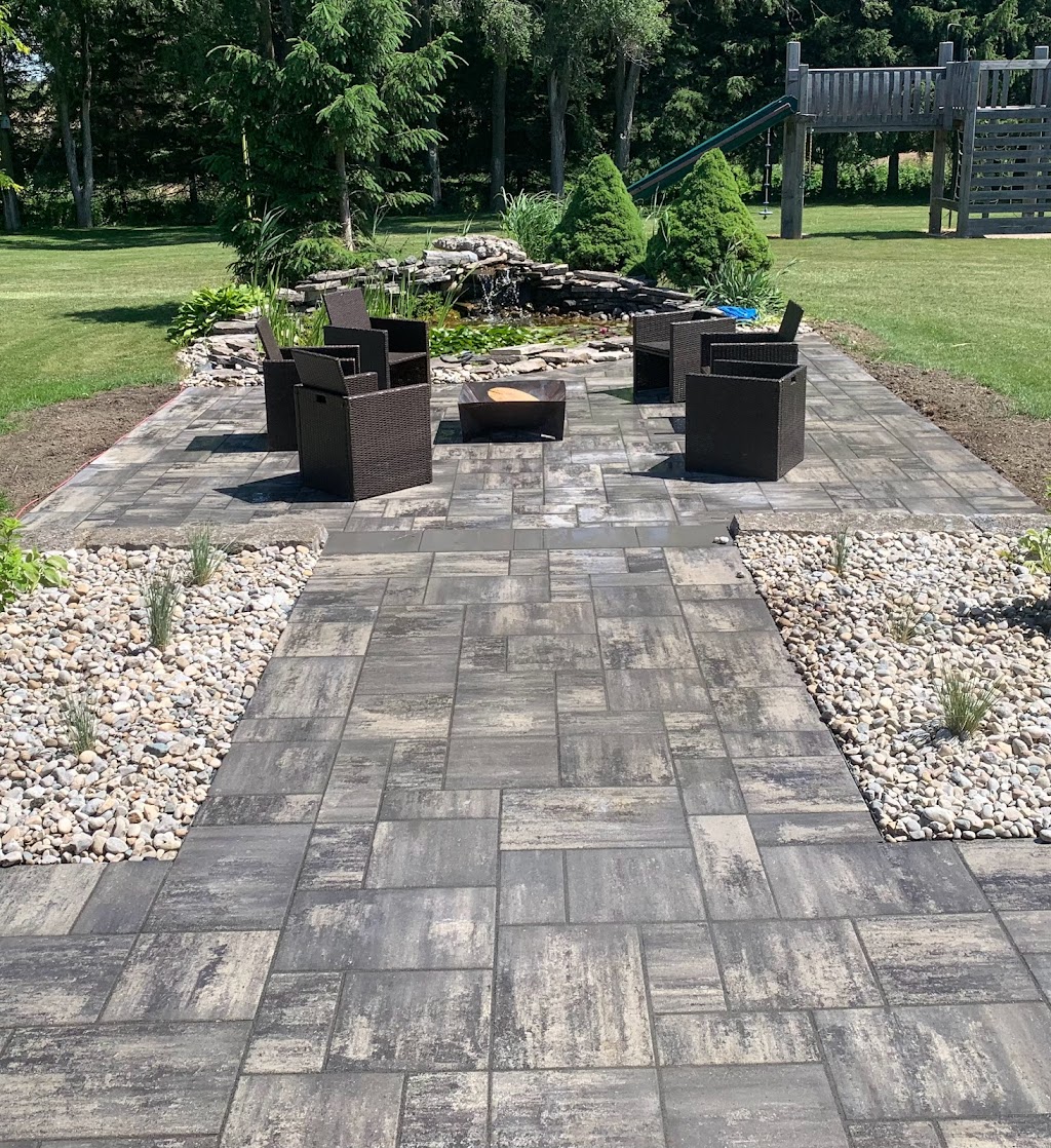 Metascape Construction Inc | 1015 Mitchell Line, Woodham, ON N0M 1V0, Canada | Phone: (519) 521-9094