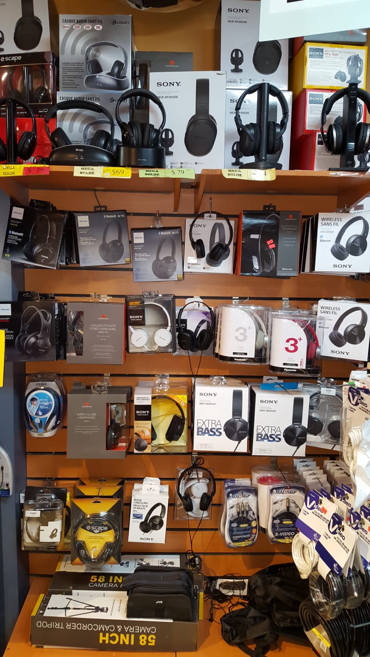 Positive Electronique Chat | 200 Bd DAnjou #128, Châteauguay, QC J6K 1C5, Canada | Phone: (450) 699-9991