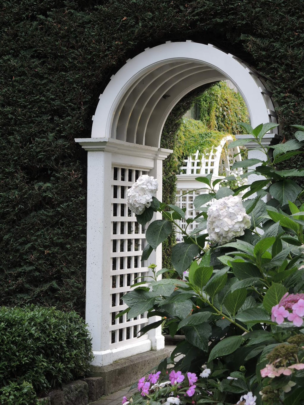 Italian Garden | Brentwood Bay, BC V8M 1J8, Canada