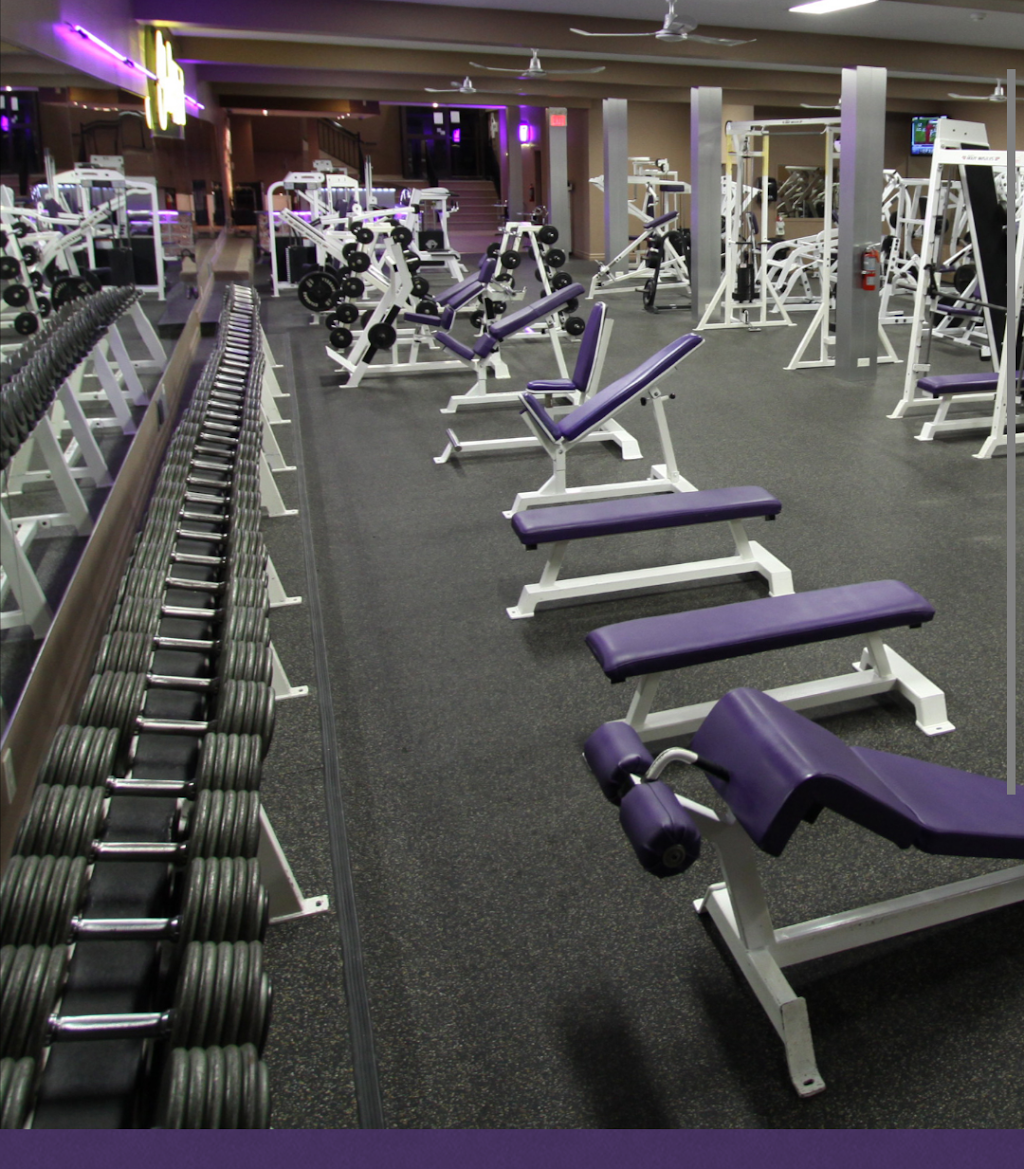 Club Fitt | 18 Mill St W, Leamington, ON N8H 1S8, Canada | Phone: (519) 322-1259