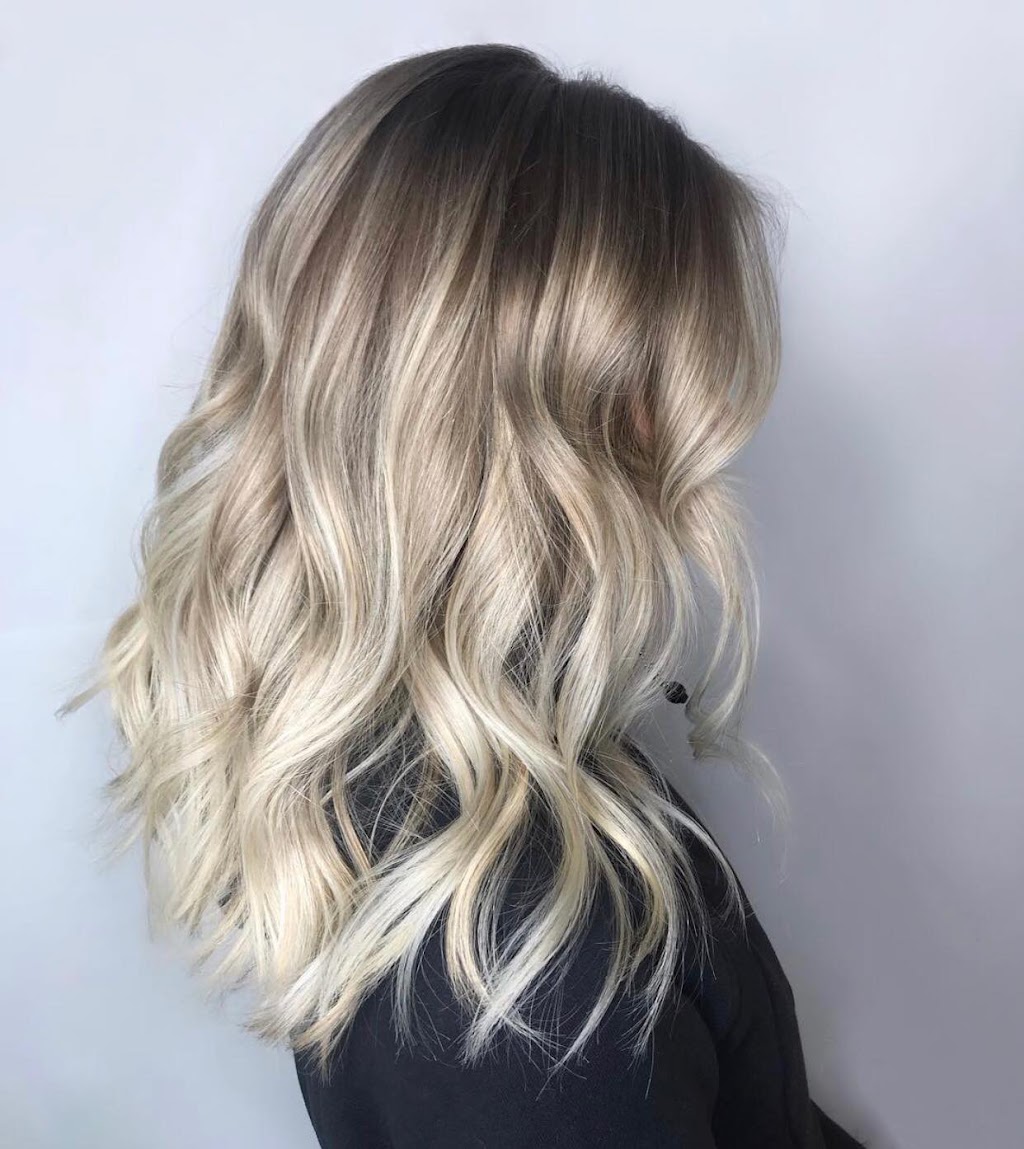 Hair by JamieG | 195 Clearview Ave, Ottawa, ON K1Z 6S1, Canada | Phone: (343) 883-7850