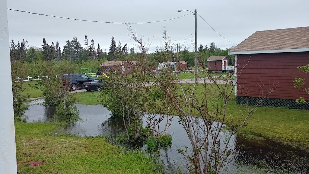 John Bs Oceanfront Cottages | 64 Tamarack Dr Grand Tracadie, Grand Tracadie, PE C0A 1P0, Canada | Phone: (877) 358-3004