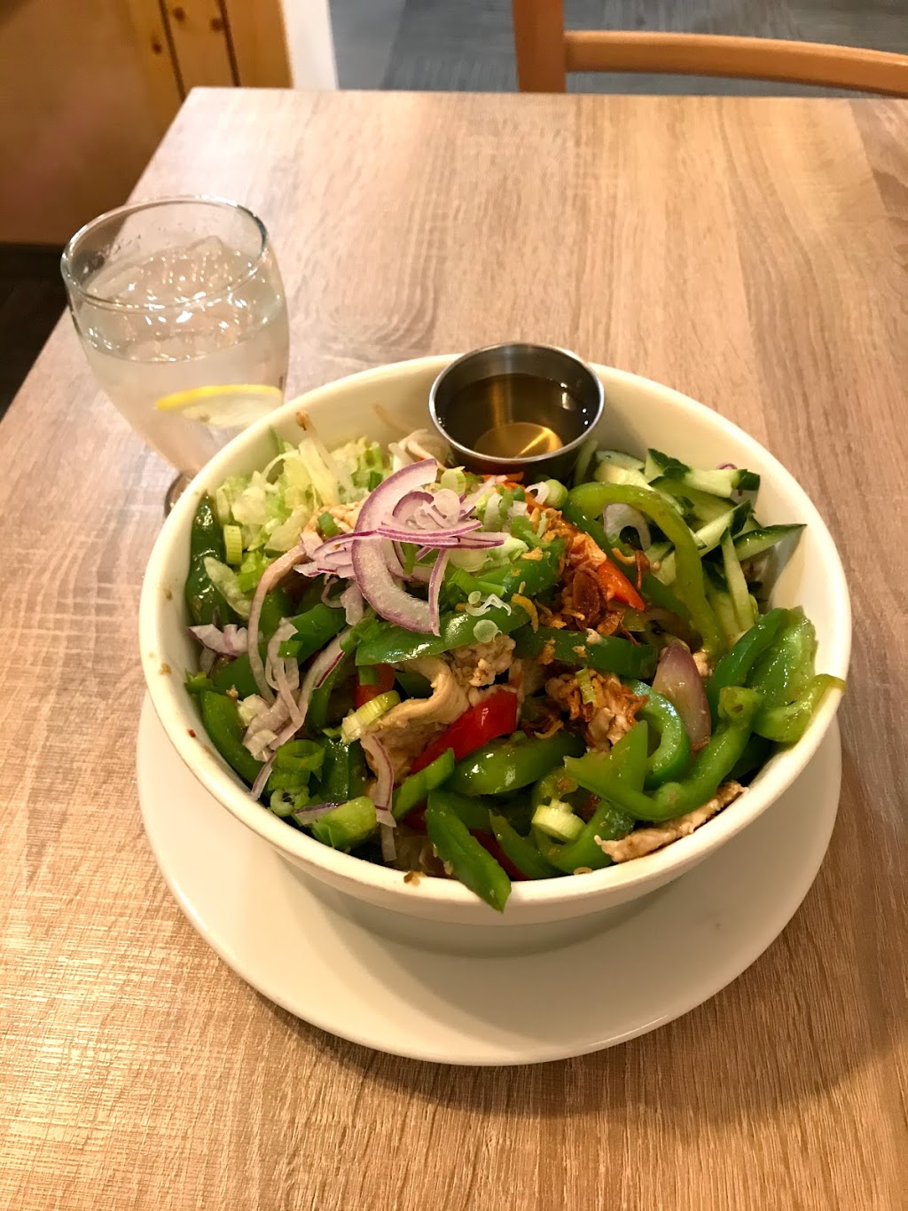 Bamboo Chopsticks Downtown | 105-1360 Ellis St, Kelowna, BC V1Y 2A2, Canada | Phone: (250) 868-8830
