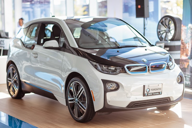 BMW Toronto | 11 Sunlight Park Rd, Toronto, ON M4M 1B5, Canada | Phone: (416) 623-4269