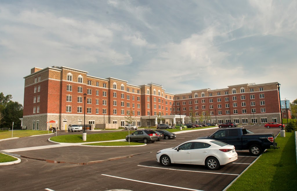 Bowmanville Creek Retirement Community | Bowmanville, ON L1C 1M7, Canada | Phone: (905) 623-8228