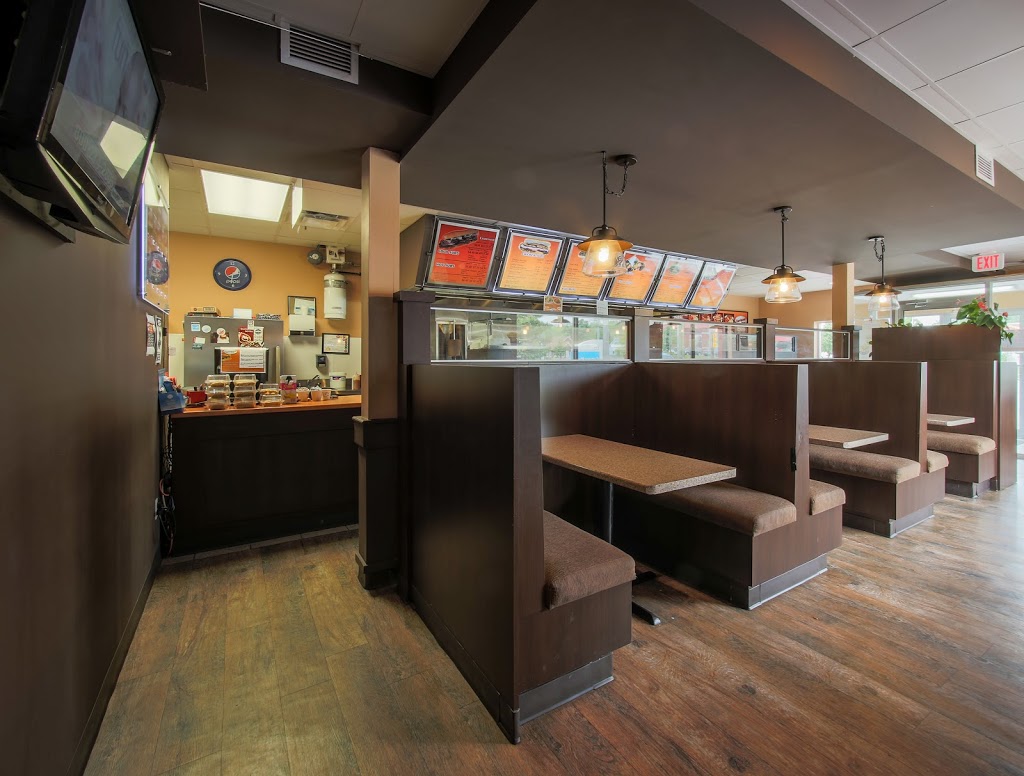 Garrison Grill | 385 Garrison Rd, Fort Erie, ON L2A 1N1, Canada | Phone: (905) 871-2586