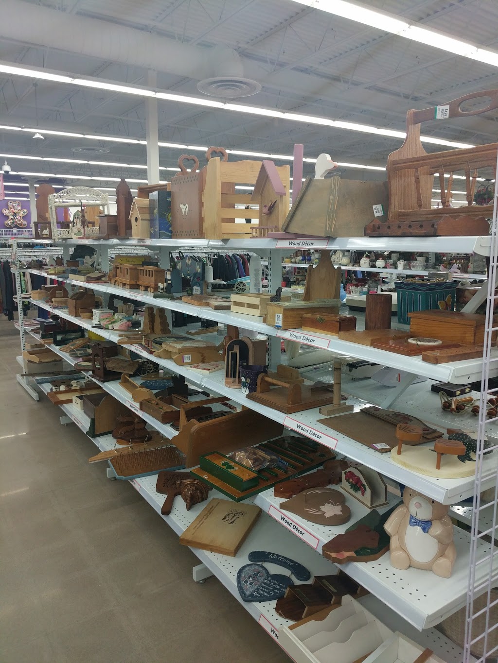 Value Village | 9256 Commercial St, New Minas, NS B4N 4A9, Canada | Phone: (902) 680-3662