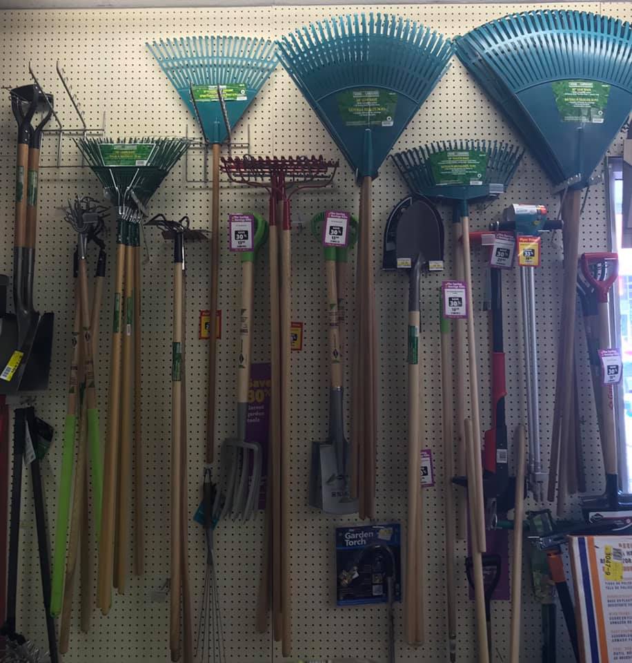 Hodgins Home Hardware | 626 Campbell St, Lucknow, ON N0G 2H0, Canada | Phone: (519) 528-3008