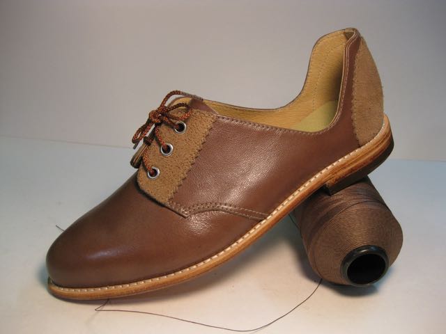 Bao Shoemaker | 2672 Shelbourne St, Victoria, BC V8R 4L9, Canada | Phone: (250) 213-3282