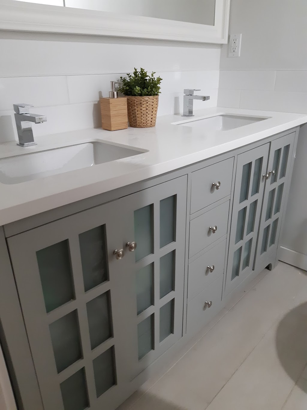 Melita Interiors | 4104 Glenmore Rd, Abbotsford, BC V4X 1X5, Canada | Phone: (604) 751-2892