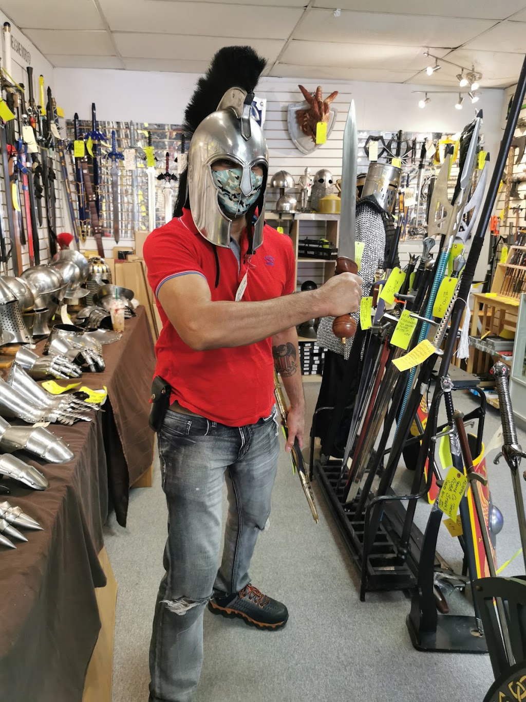 Blades4You | 119 Lakeshore Rd W, Mississauga, ON L5H 1E9, Canada | Phone: (905) 891-9493