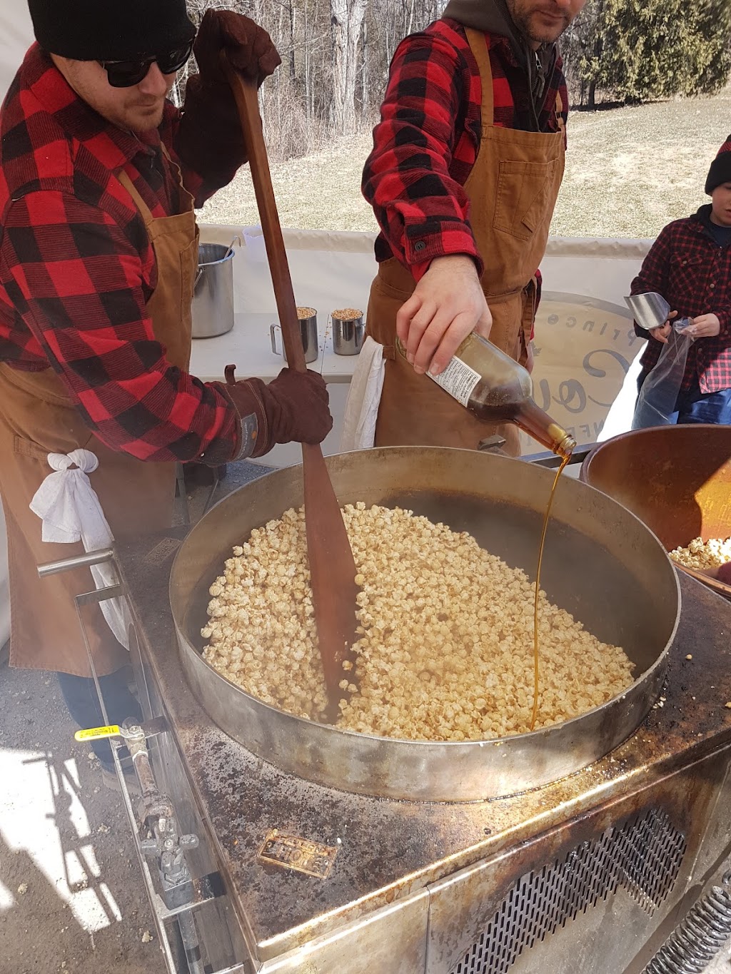 Vaders Maple Syrup | 1260 County Road 18, Cherry Valley, ON K0K 1P0, Canada | Phone: (613) 476-7537