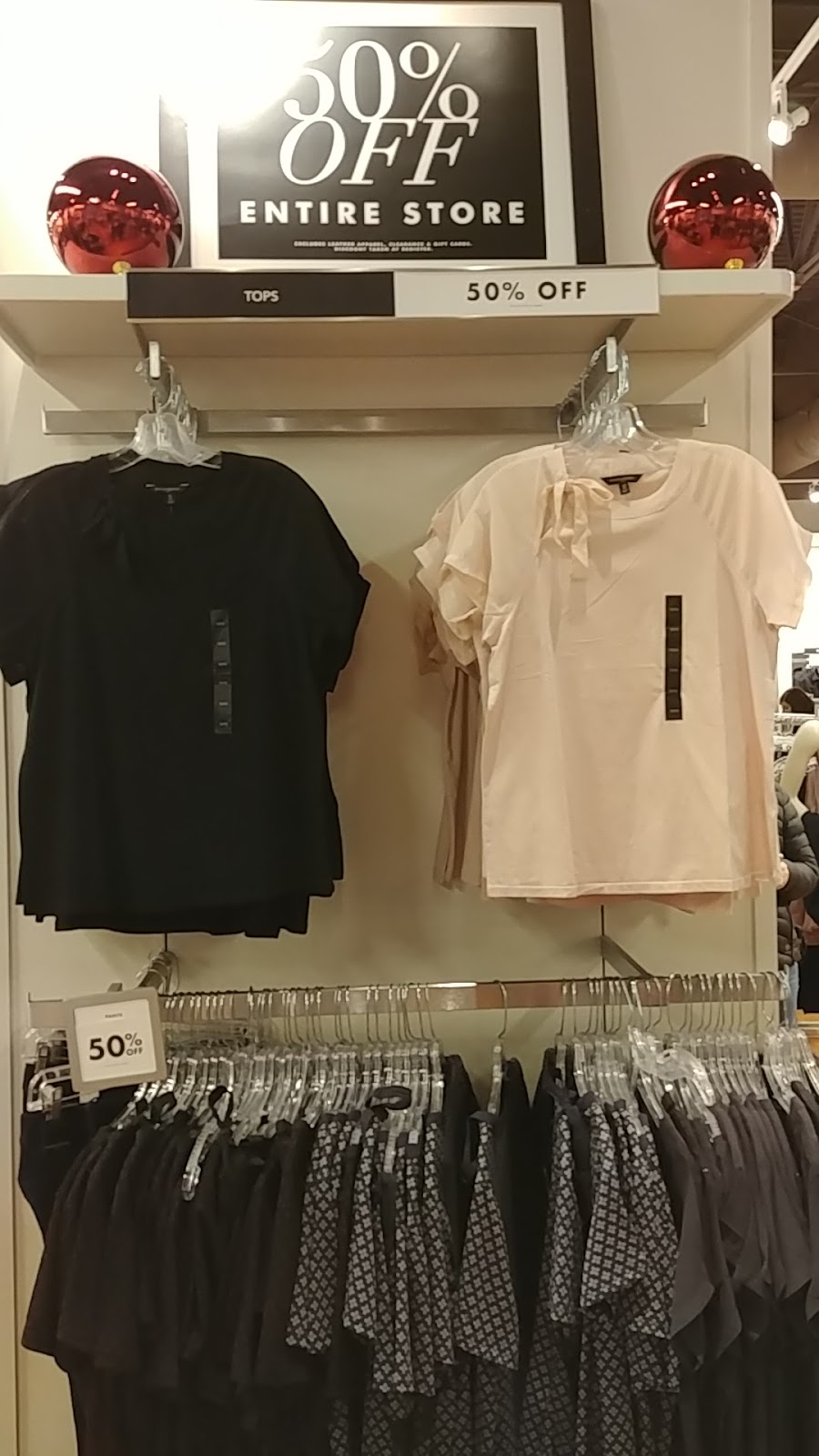 Banana Republic Factory | 8555 Campeau Dr, Ottawa, ON K2T 0K5, Canada | Phone: (613) 831-6389