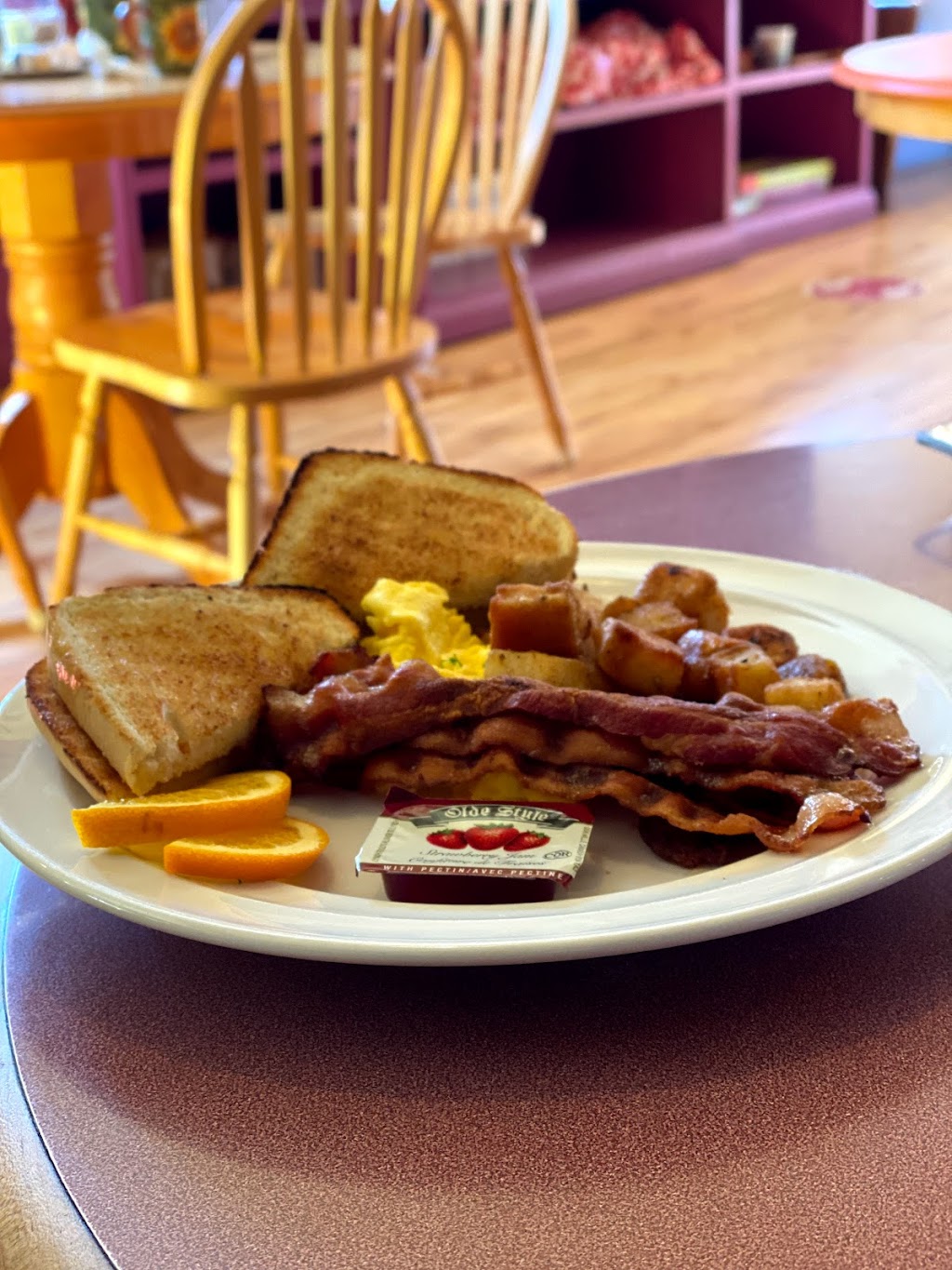 Eggcitement Bistro | 16 Nelson St W, Meaford, ON N4L 1R1, Canada | Phone: (519) 538-1968
