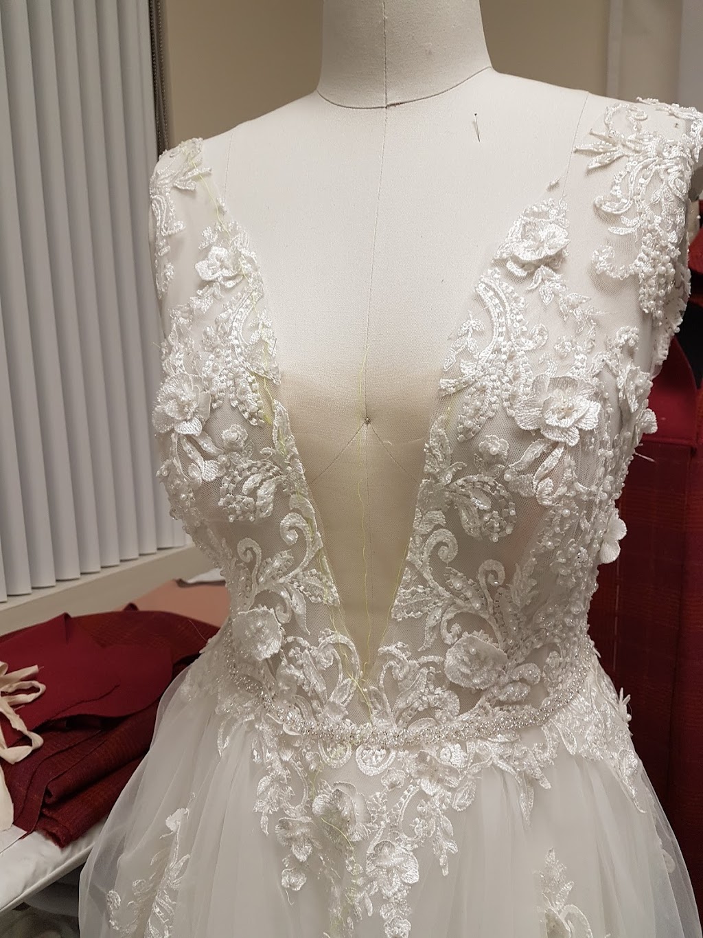 Atelier- School Coutures & Couture | 1605 Desserte Nord Autoroute 440 #202, Laval, QC H7L 3W3, Canada | Phone: (514) 341-4642