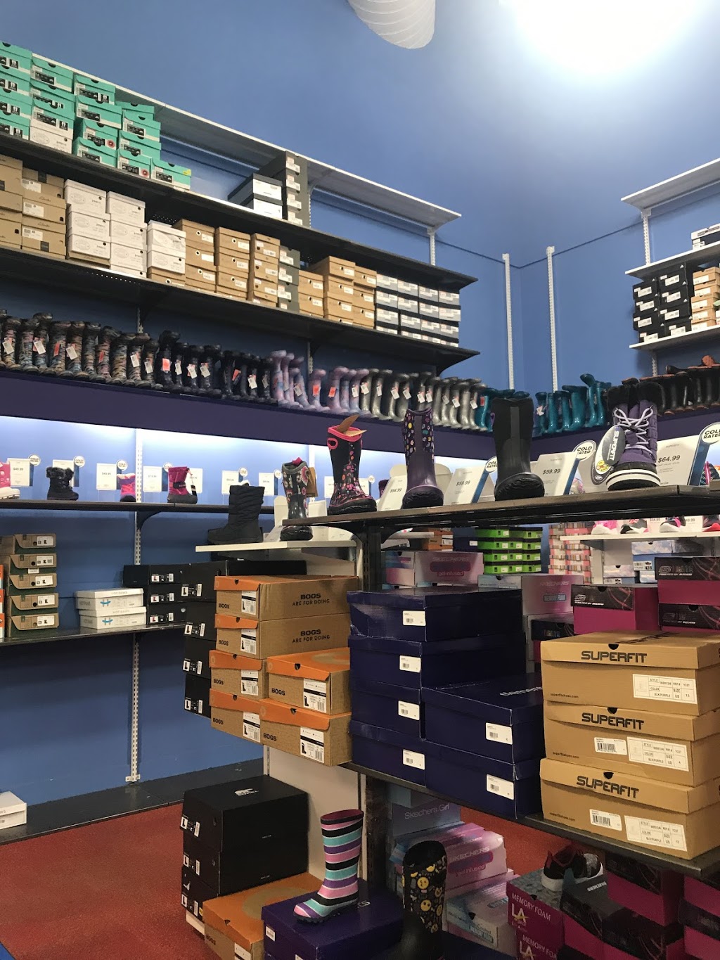 The Shoe Company | 261055 Crossiron Blvd UNIT 124, Rocky View No. 44, AB T4A 0G3, Canada | Phone: (403) 275-8133