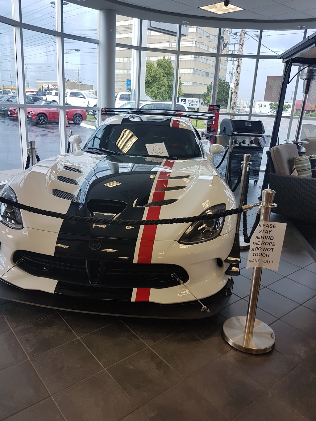Raceway Chrysler Dodge Jeep Ram Fiat Ltd. | 150 Rexdale Blvd, Etobicoke, ON M9W 1P6, Canada | Phone: (416) 743-9900