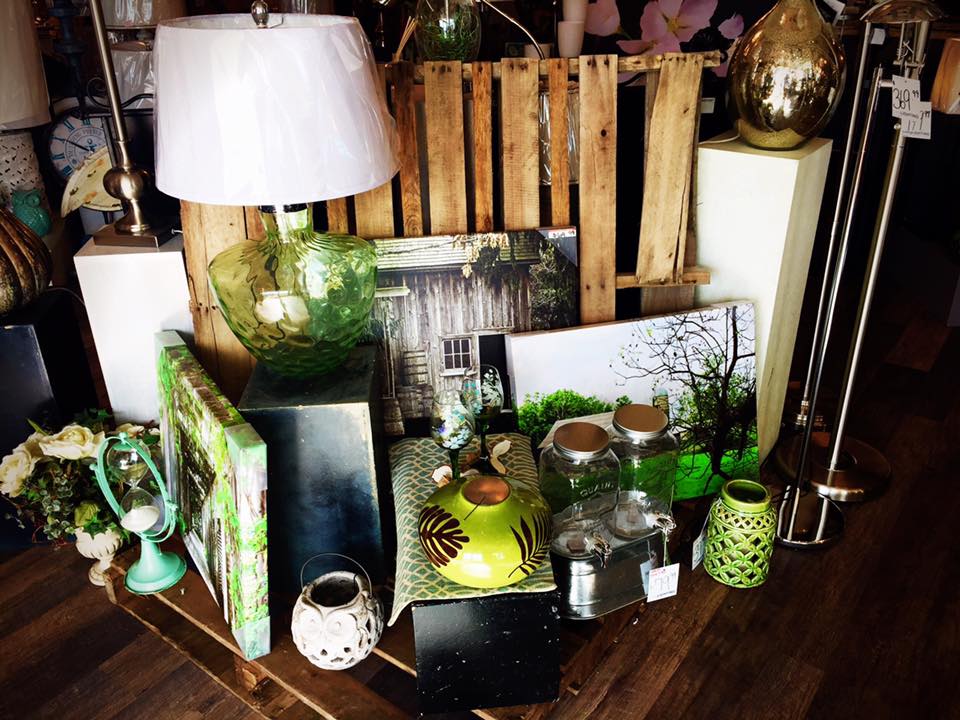 Living Lighting | 245 Guelph St, Georgetown, ON L7G 4A8, Canada | Phone: (905) 873-2996