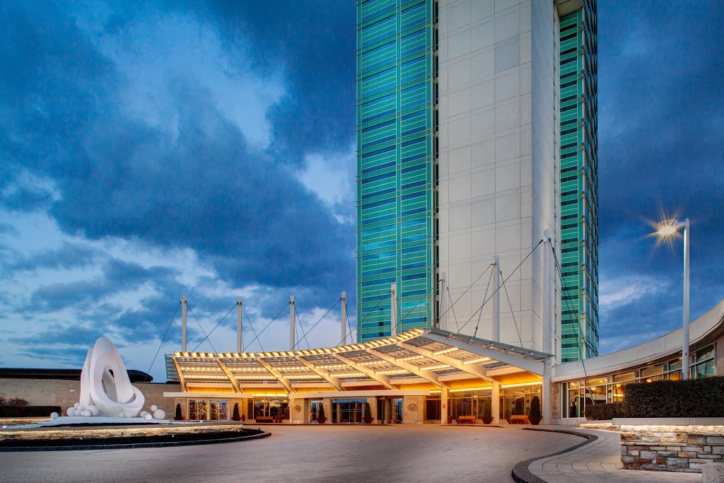 Hilton Lac-Leamy | 3 Boulevard du Casino, Gatineau, QC J8Y 6X4, Canada | Phone: (819) 790-6444