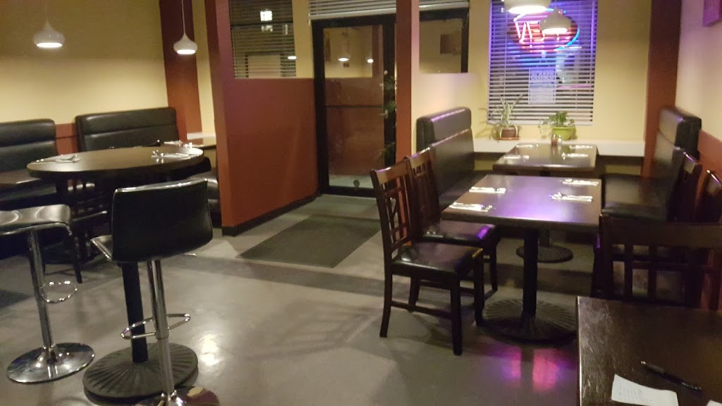 Pakwaan Restaurant | 538 Yates Rd Unit #4, Kelowna, BC V1V 2V1, Canada | Phone: (236) 420-2558