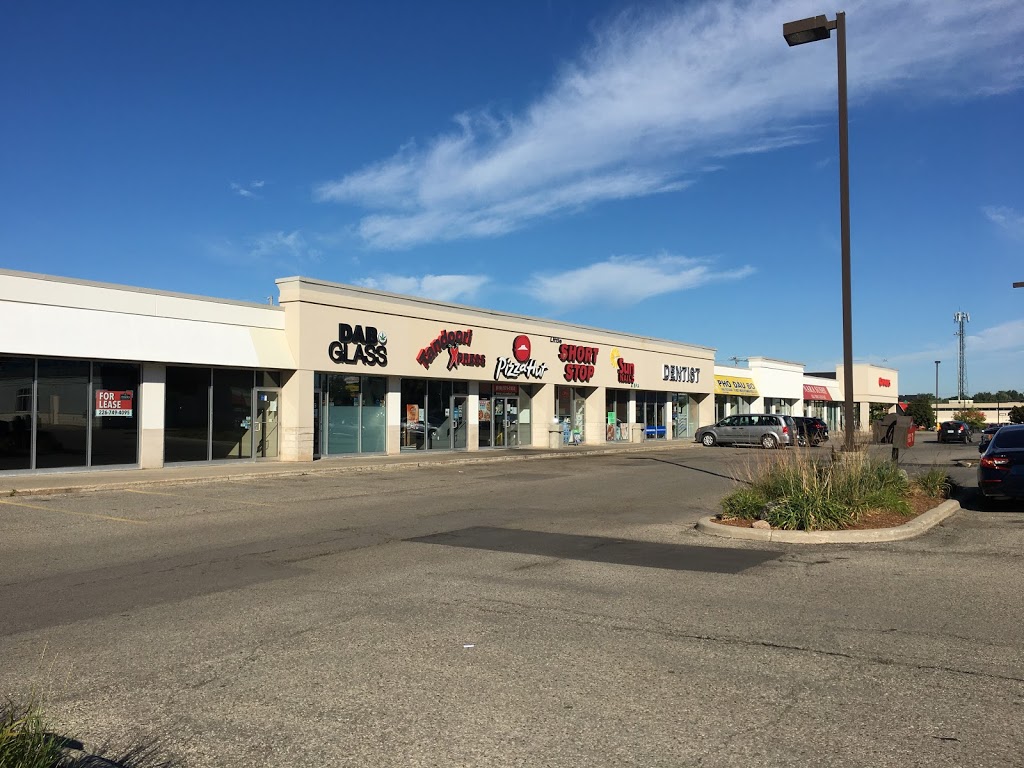 Ottawa South Shopping Centre | 685 Fischer-Hallman Rd, Kitchener, ON N2E 4E9, Canada | Phone: (519) 576-9821