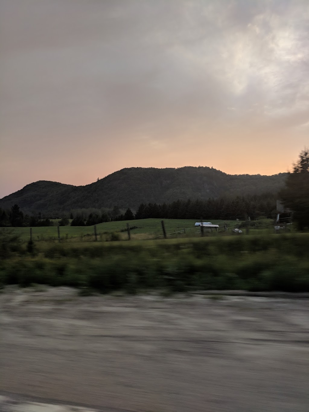 D. Dupuis | 1237 QC-317, Ripon, QC J0V 1V0, Canada | Phone: (819) 983-2241