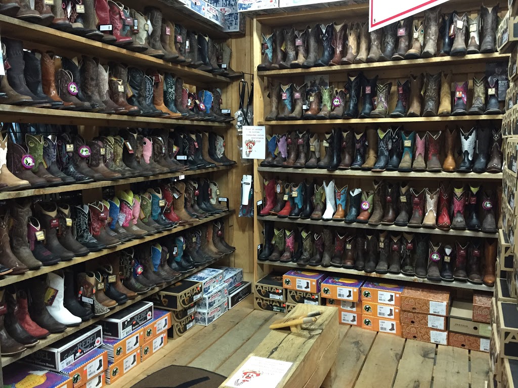 Boutique Equestre | 625 Route 321 N, Saint-André-Avellin, QC J0V 1W0, Canada | Phone: (819) 983-2626