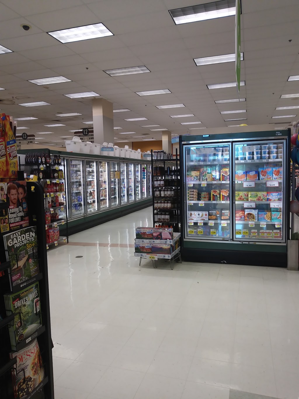 VGs Grocery | 6764 South River, Marine City, MI 48039, USA | Phone: (810) 765-4061