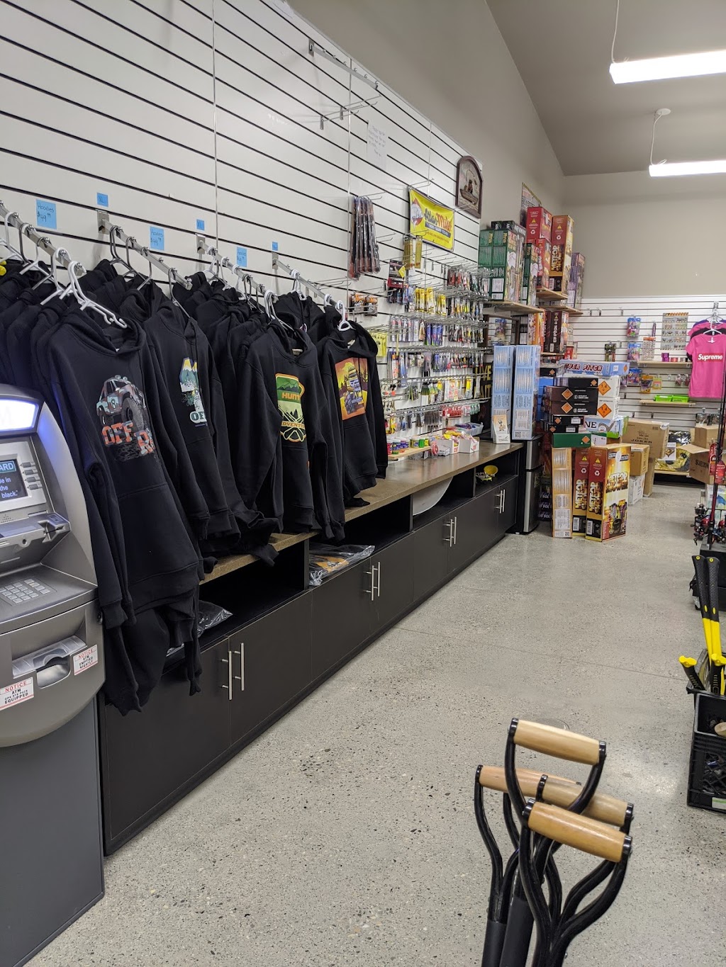 Shell | Stuart Street 615 Coal, Miners Crescent, Nordegg, AB T0M 2H0, Canada | Phone: (403) 761-0019