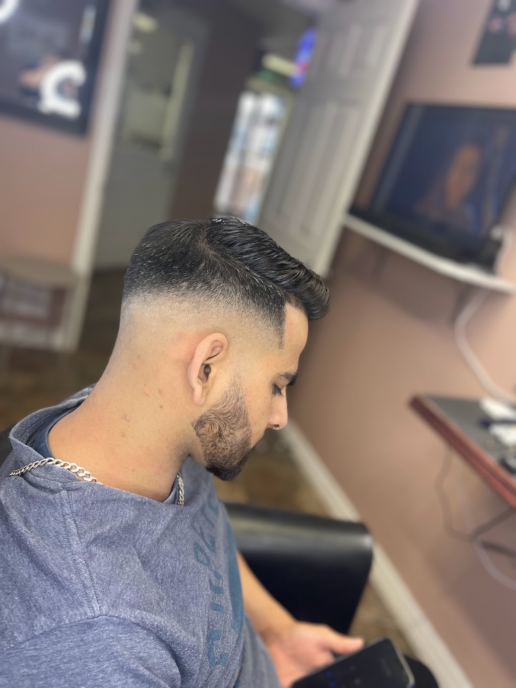 HAIR’N THE HOOD | 123 Water St, Summerside, PE C1N 1A8, Canada | Phone: (365) 778-1313