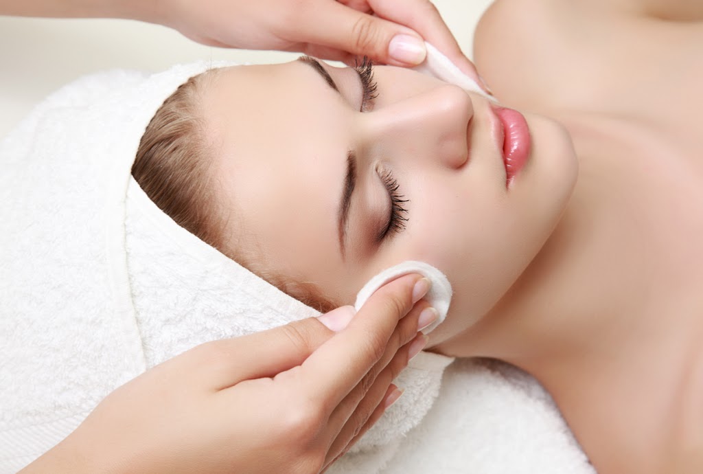 SIMPLY SKIN Sugaring and Aesthetics | 695 Cranbrook Rd, London, ON N6K 1W8, Canada | Phone: (519) 204-8818