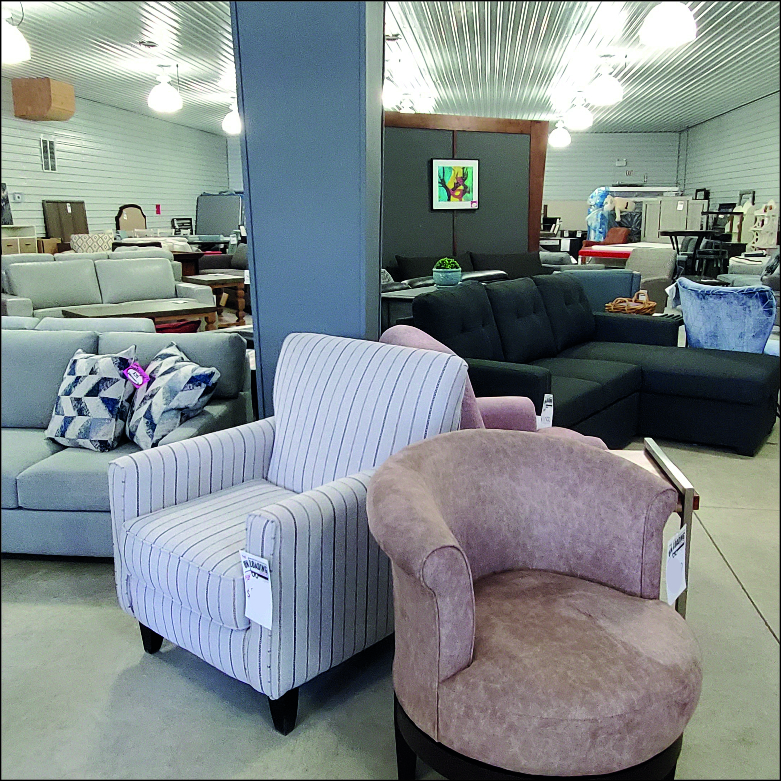 The Unloading Dock by Smittys Furniture | 150 3rd St, Hanover, ON N4N 1B2, Canada | Phone: (519) 364-3800