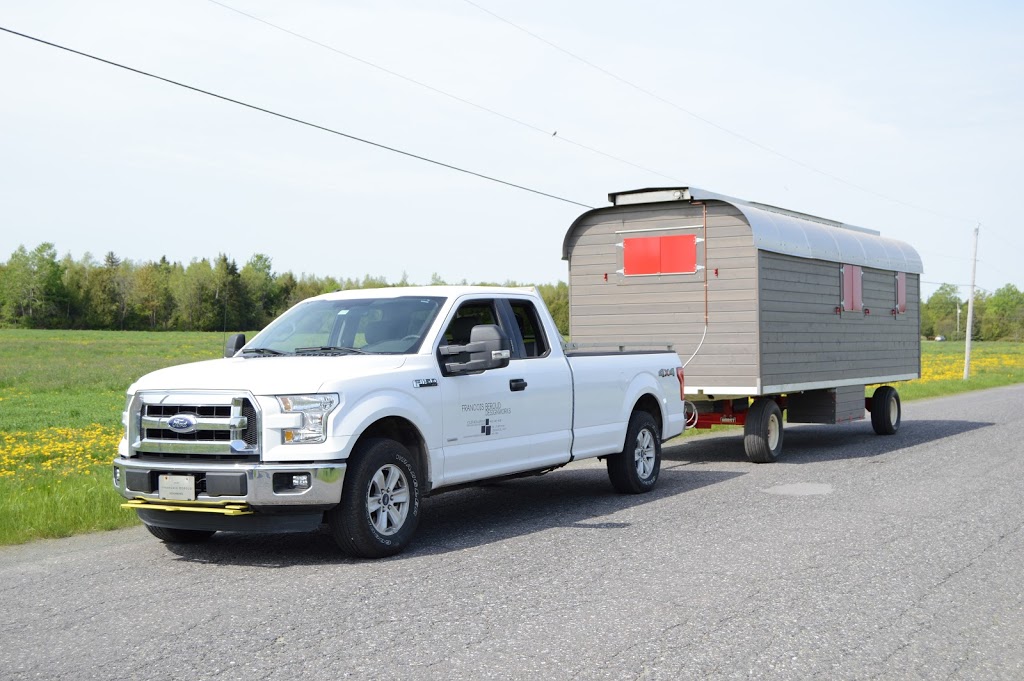 Atelier FRANCOIS BEROUD WAGON-GITANE expo | 209 Chemin de Béthanie, Béthanie, QC J0E 2L1, Canada | Phone: (514) 972-6789