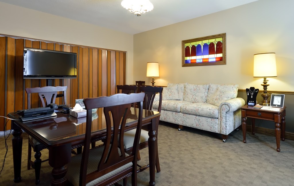 Salon Funéraire –Penetanguishene – Funeral Home | 155 Main St, Penetanguishene, ON L9M 1L7, Canada | Phone: (705) 549-3155