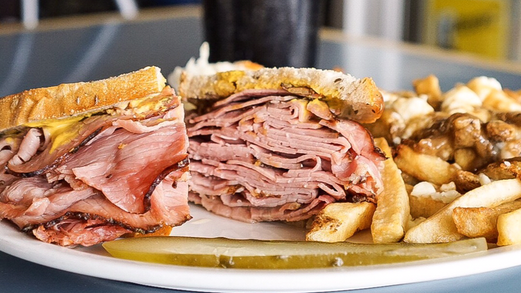 Dynasty Cafe & Bar | 550 Montréal Rd, Ottawa, ON K1K 0V1, Canada | Phone: (613) 744-6934