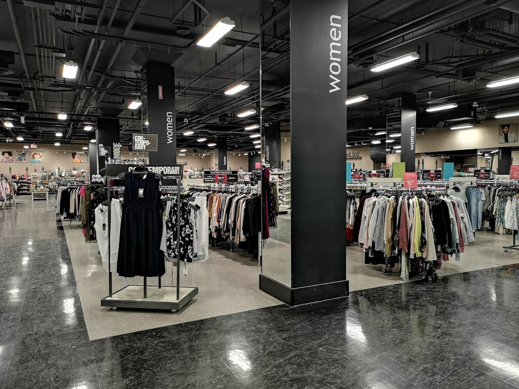 Winners | 585 Queen St W, Toronto, ON M5V 2B7, Canada | Phone: (416) 203-1694