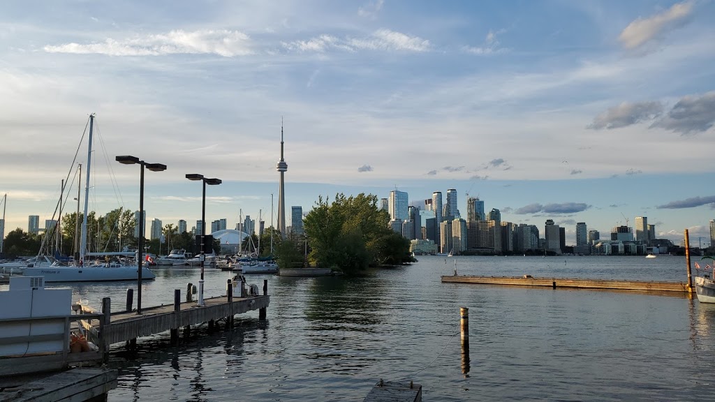 The Upper Deck | 40 Avenue of the Island, Toronto, ON M5V, Canada | Phone: (416) 203-1055