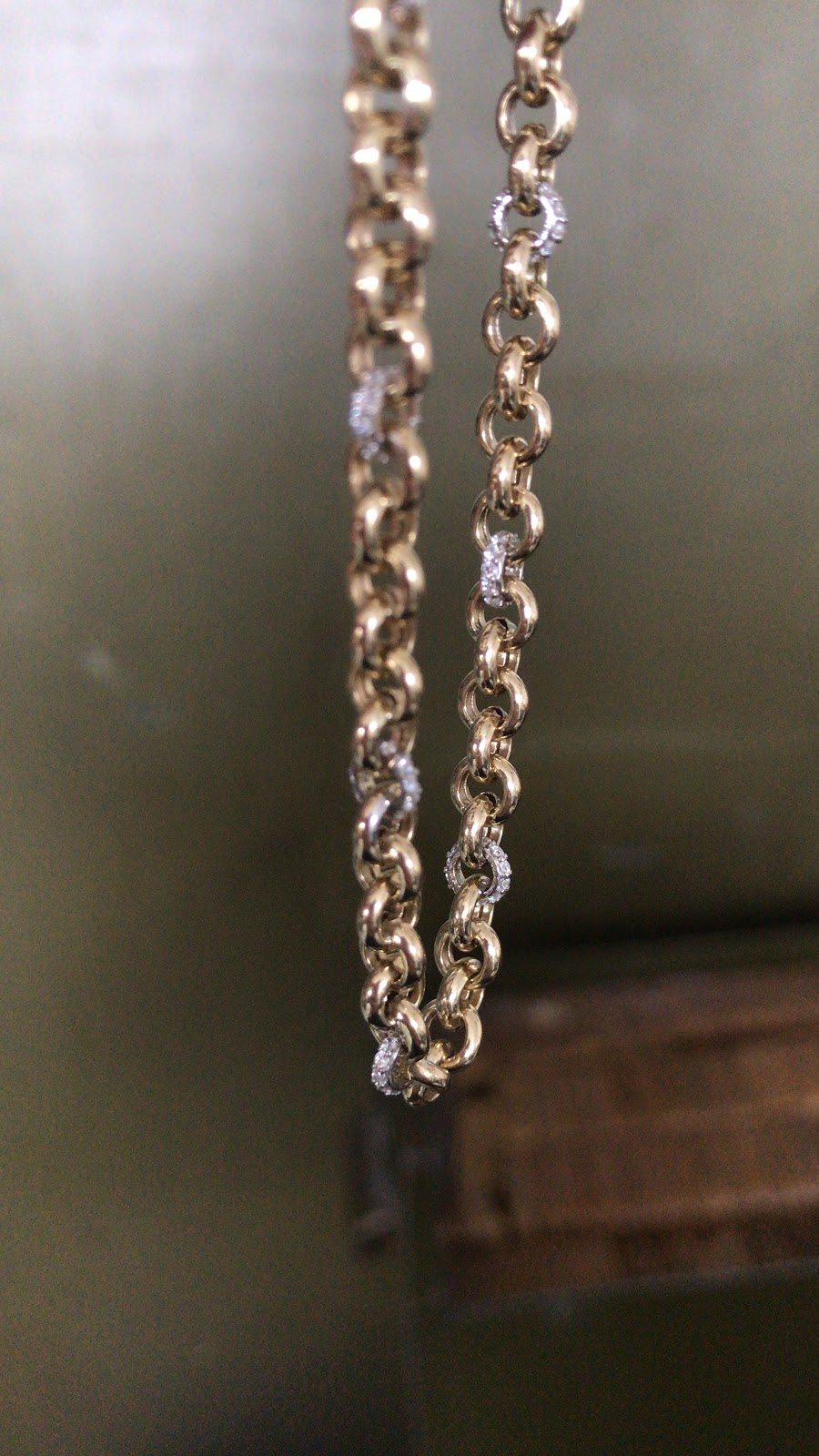 Aristor Jewelry | 3842 Boul Notre-Dame, Laval, QC H7V 1R9, Canada | Phone: (450) 688-7899