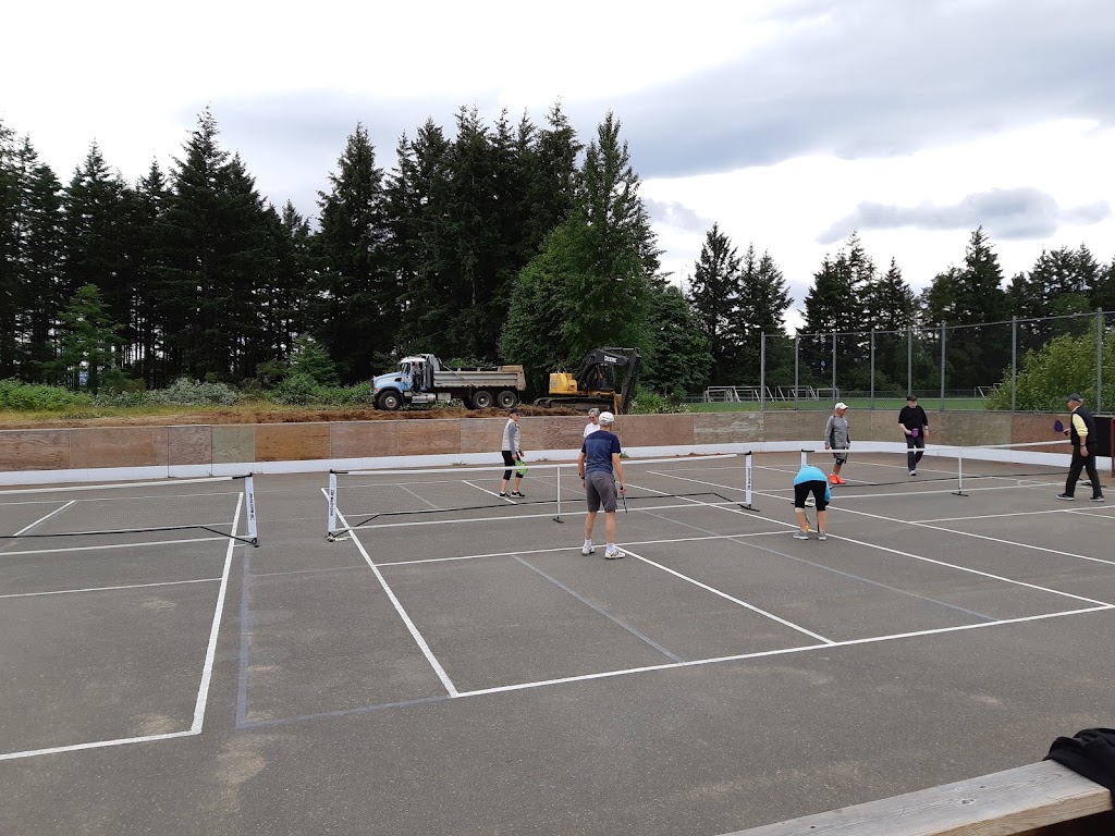 Highland Park | 1519 Highridge Dr, Comox, BC V9M 4H7, Canada | Phone: (250) 339-2202