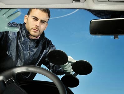 London Auto Glass | 488 Upper Queen St, London, ON N6C 3T9, Canada | Phone: (519) 433-0606