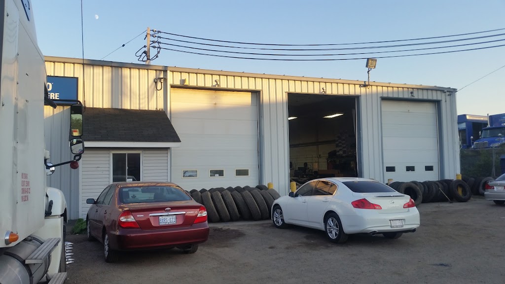 Trillium Truck Reparis Inc. | 5260 Bradco Blvd, Mississauga, ON L4W 1G7, Canada | Phone: (905) 696-6856