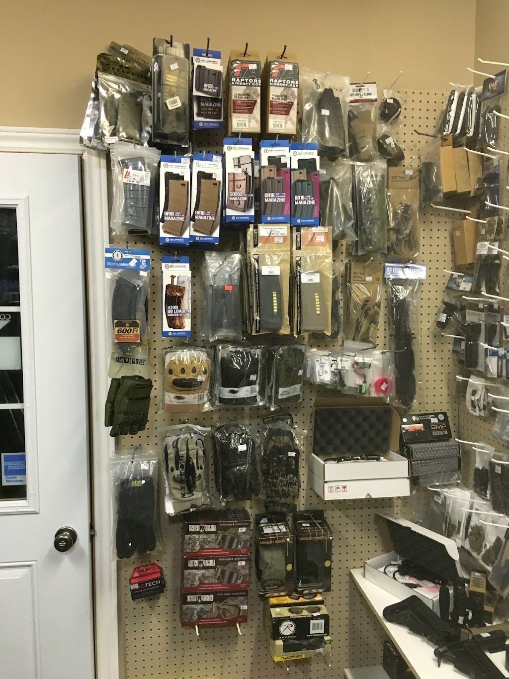 Andys Airsoft | 190 Royalty Rd, Charlottetown, PE C1E 3G1, Canada | Phone: (902) 892-0105