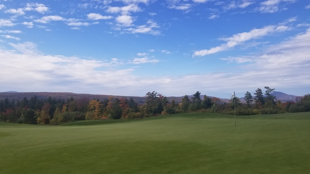 Le Club De Golf Memphrémagog | 700 Rue Gendron, Magog, QC J1X 3W4, Canada | Phone: (819) 843-8444