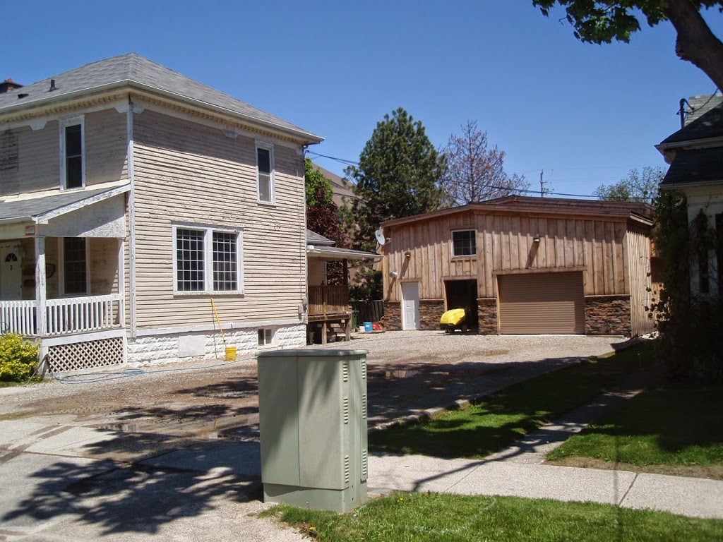 Freeman The Mover Ltd. | 53 Metcalfe St, St Thomas, ON N5R 3K4, Canada | Phone: (519) 631-7346