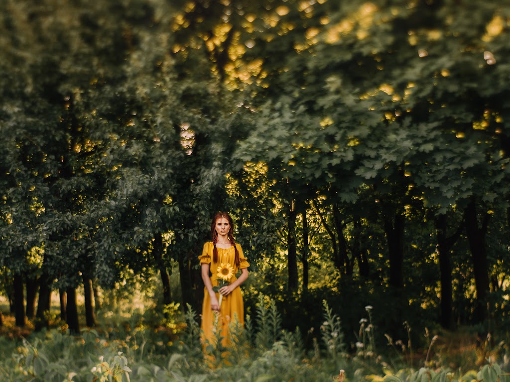 Brodetska photography | 1480 Rothesay St, Winnipeg, MB R2G 1V5, Canada | Phone: (204) 583-7837