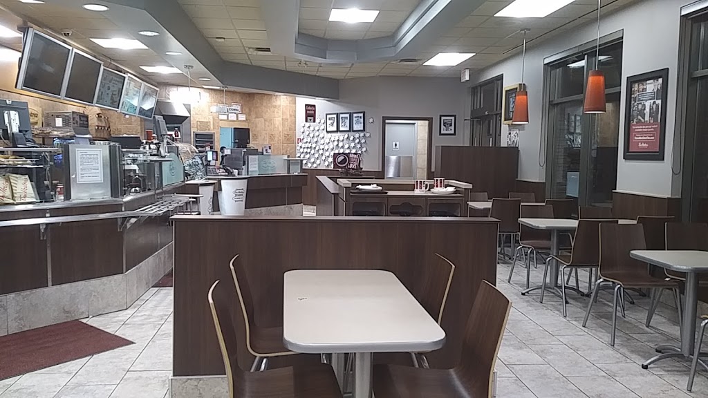 Tim Hortons | 1220 Boulevard des Promenades, Saint-Bruno-de-Montarville, QC J3Y 5K2, Canada | Phone: (450) 441-0001